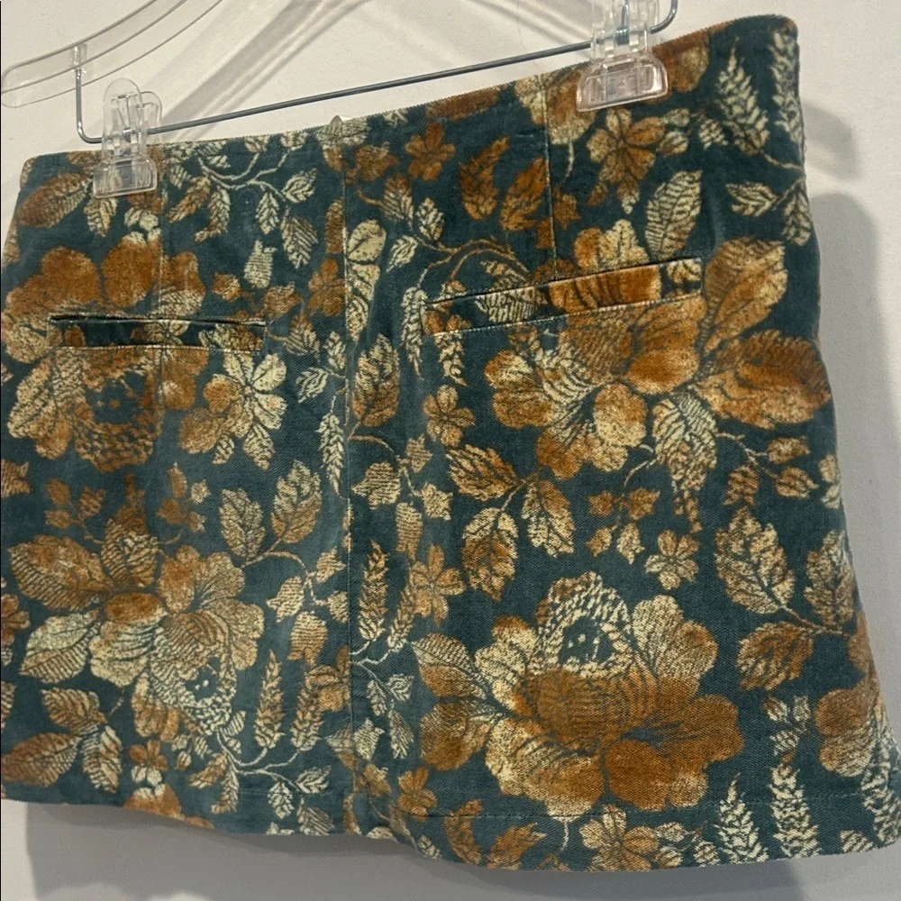 Free People Velvet Emerald Gold Floral button front Mini Skirt size 12 women’s